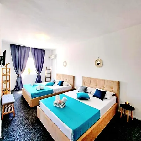 Hotel Complex Arges - Garden & Retreat