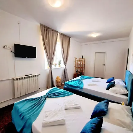 Complex Arges - Garden & Retreat 2*