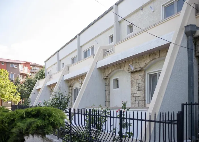 Complex Arges - Garden & Retreat 2* Eforie Nord