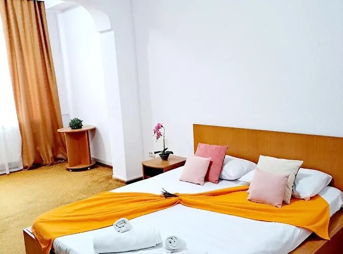 Hotel Complex Arges - Garden & Retreat