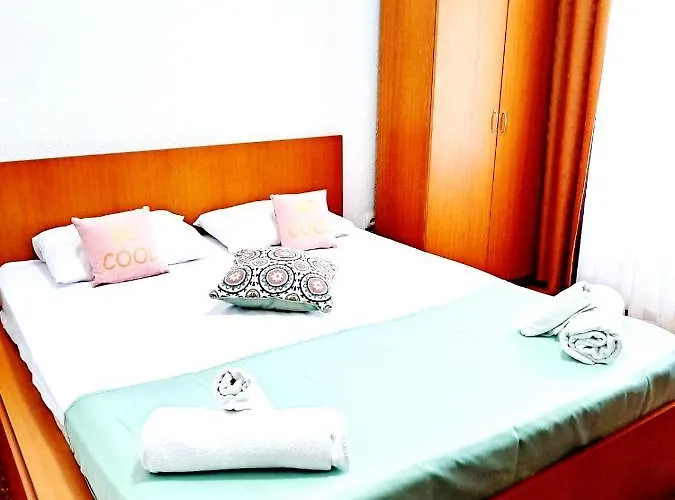 Complex Arges - Garden & Retreat Hotel 2*