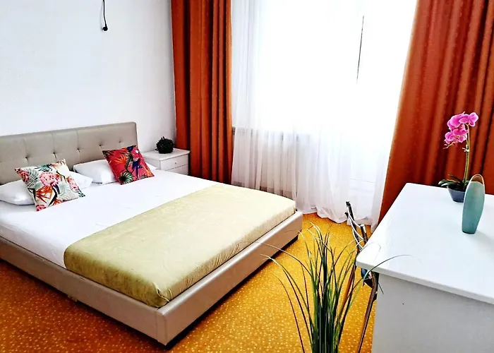 Hotel Complex Arges - Garden & Retreat