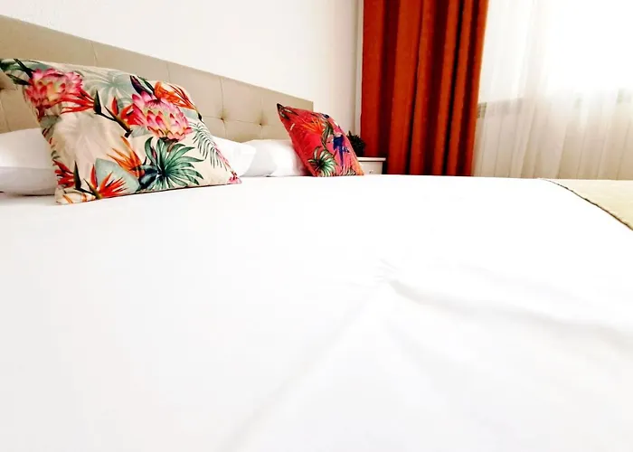 Hotel Complex Arges - Garden & Retreat 2*