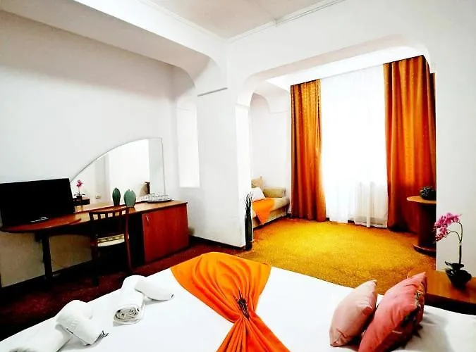 Complex Arges - Garden & Retreat Hotel 2*