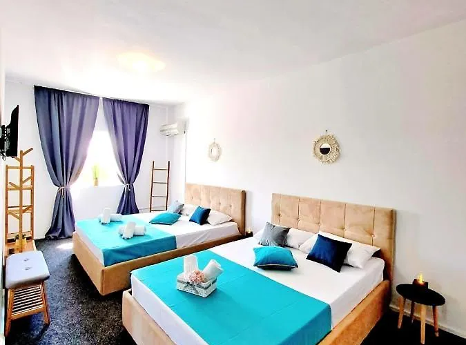 Hotel Complex Arges - Garden & Retreat