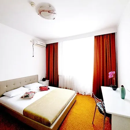 Complex Arges - Garden & Retreat Hotel 2*