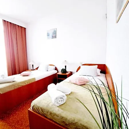 Complex Arges - Garden & Retreat