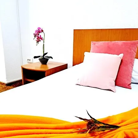 Complex Arges - Garden & Retreat 2* אפורי נורד