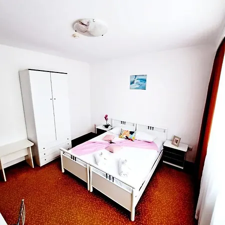 Complex Arges - Garden & Retreat Hotel