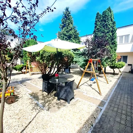 מלון Complex Arges - Garden & Retreat