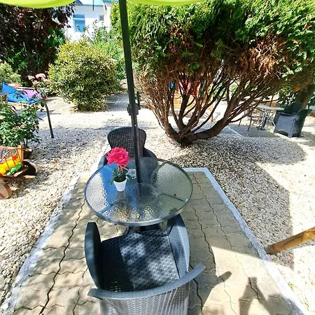 Complex Arges - Garden & Retreat מלון 2*