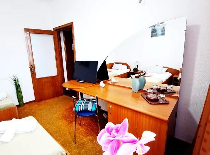 Hotel Complex Arges - Garden & Retreat