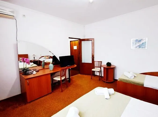 Complex Arges - Garden & Retreat Szálloda 2*